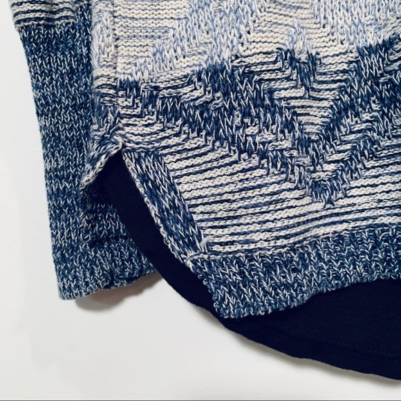 sweater - Picture 3 of 4